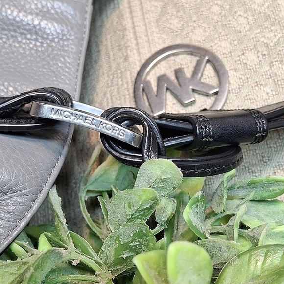 Michael Kors Harness Convertible Shoulder Tote Bag - Picture 14 of 16